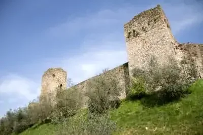 castello di monteriggioni siena