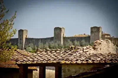 castello di monteriggioni siena