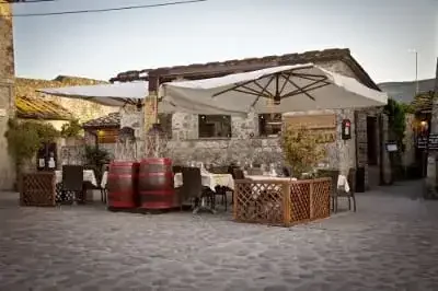 dolci gelati piazza castello di monteriggioni