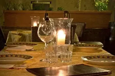 giardino osteria ristorante castello di monteriggioni