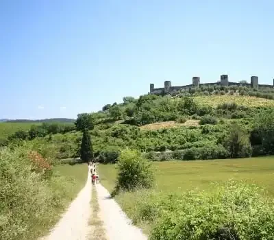 via francigena castello di monteriggioni